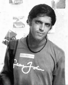 Raúl Flores