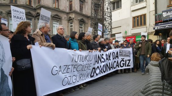 A protest formed in solidarity with journalists Can Dündar and Erdem Gül. Image via Wikimedia Commons.