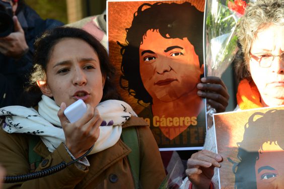 Daughter of Berta Cáceres during a protest for Berta Cáceres' assassination.  Image via Flickr user: Comision Interamericana de Derechos Humanos